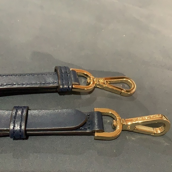 Michael Kors small shoulder bag Navy/Rivet Strap - Picture 6 of 8